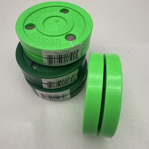 Better Biscuit Hockey Pucks 4 Pack - 2 Passer & 2 Sniper, Green/Dark Green *READ - Picture 11 of 11